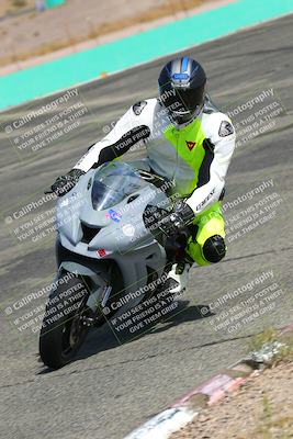 media/Oct-15-2022-TrackXperience (Sat) [[8f70b8b0be]]/Group 2/session 4 turn 1/